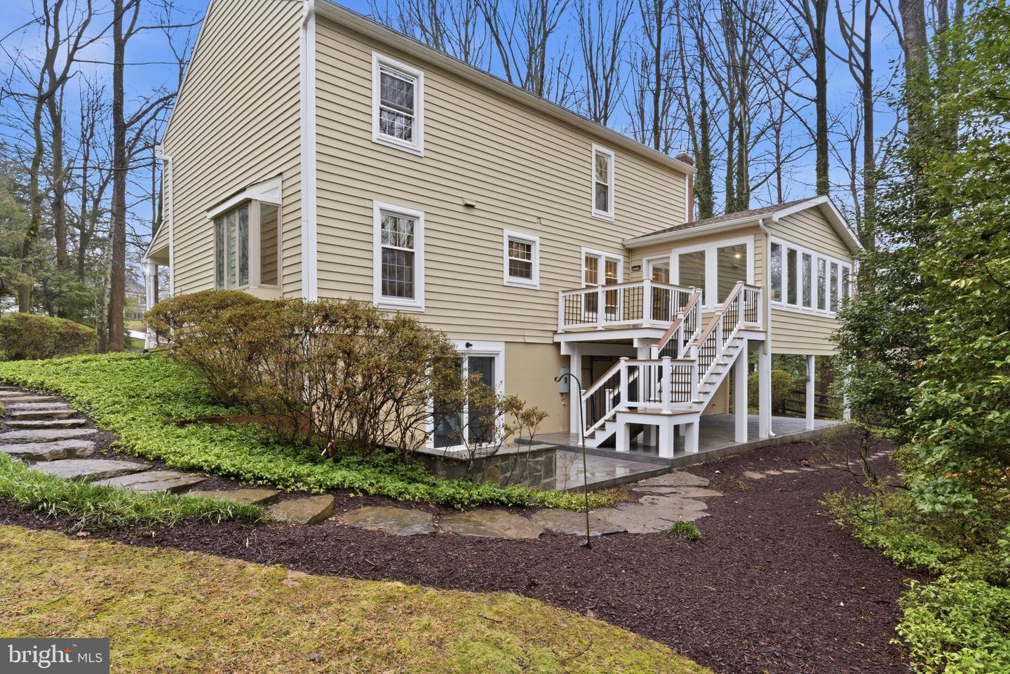 1322 QUAIL RIDGE DR, RESTON, Virginia 20194, 5 Bedrooms Bedrooms, ,3 BathroomsBathrooms,Residential,For sale,1322 QUAIL RIDGE DR,VAFX2291330 MLS # VAFX2291330