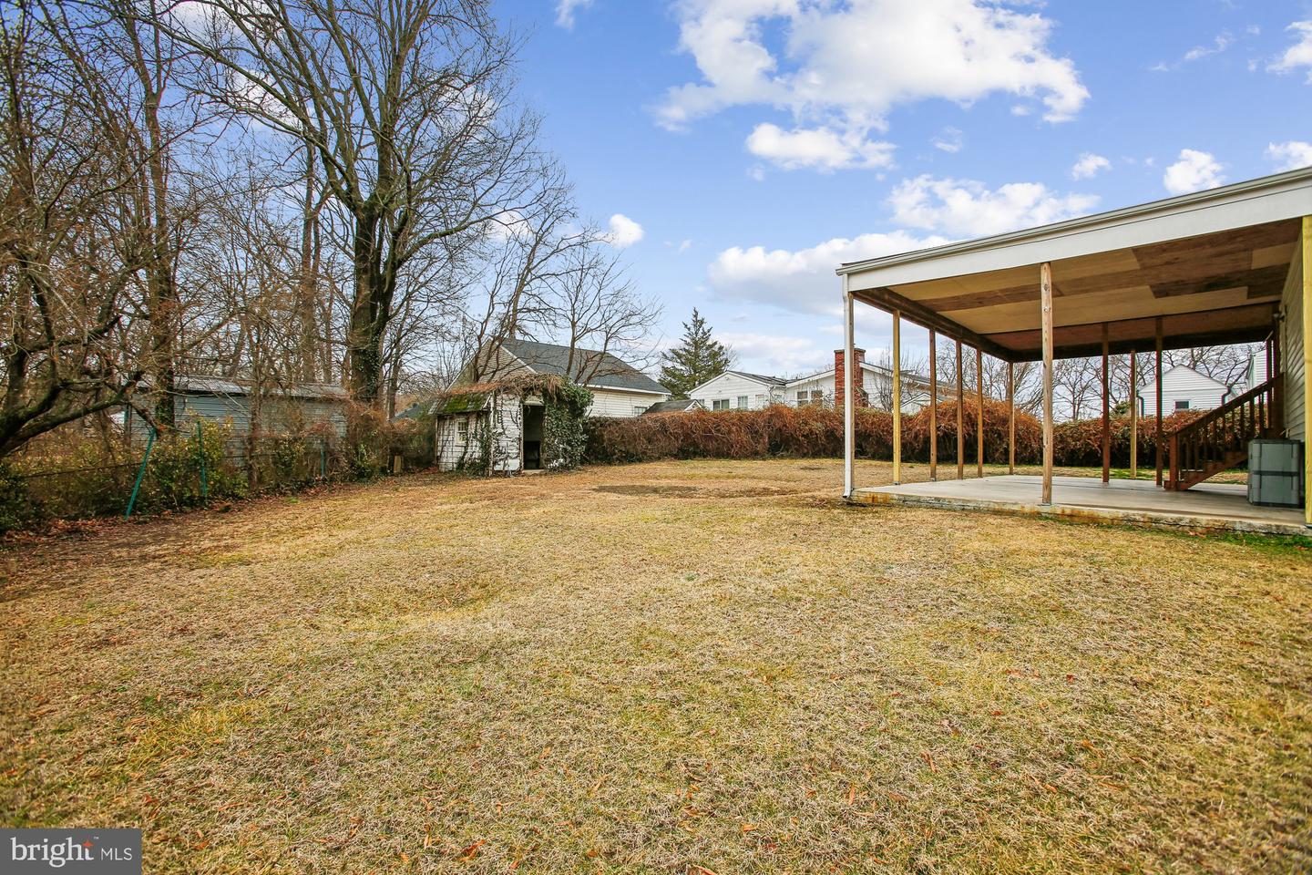 1521 INDIANA AVE, WOODBRIDGE, Virginia 22191, 4 Bedrooms Bedrooms, ,1 BathroomBathrooms,Residential,For sale,1521 INDIANA AVE,VAPW2112640 MLS # VAPW2112640