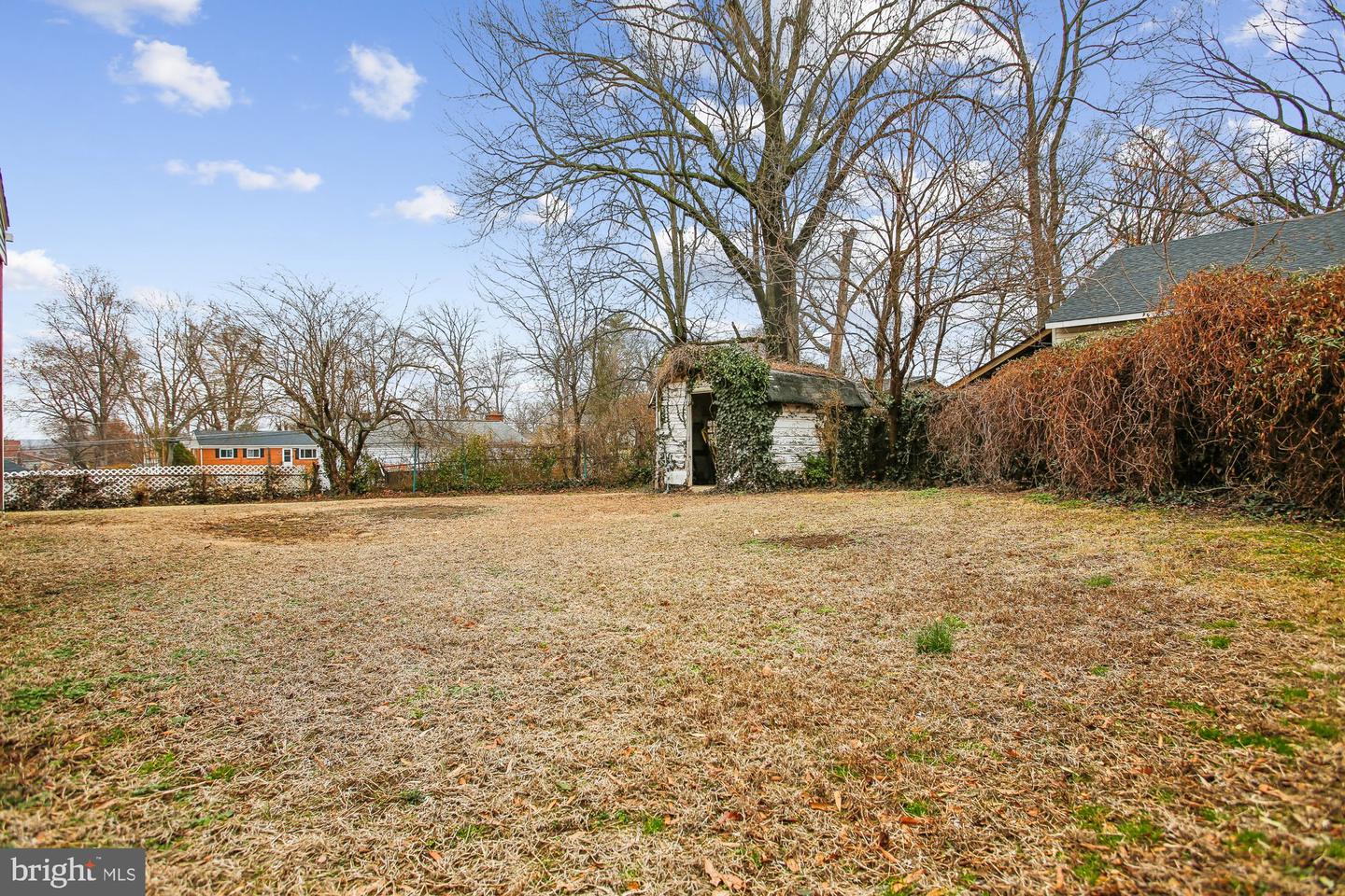 1521 INDIANA AVE, WOODBRIDGE, Virginia 22191, 4 Bedrooms Bedrooms, ,1 BathroomBathrooms,Residential,For sale,1521 INDIANA AVE,VAPW2112640 MLS # VAPW2112640