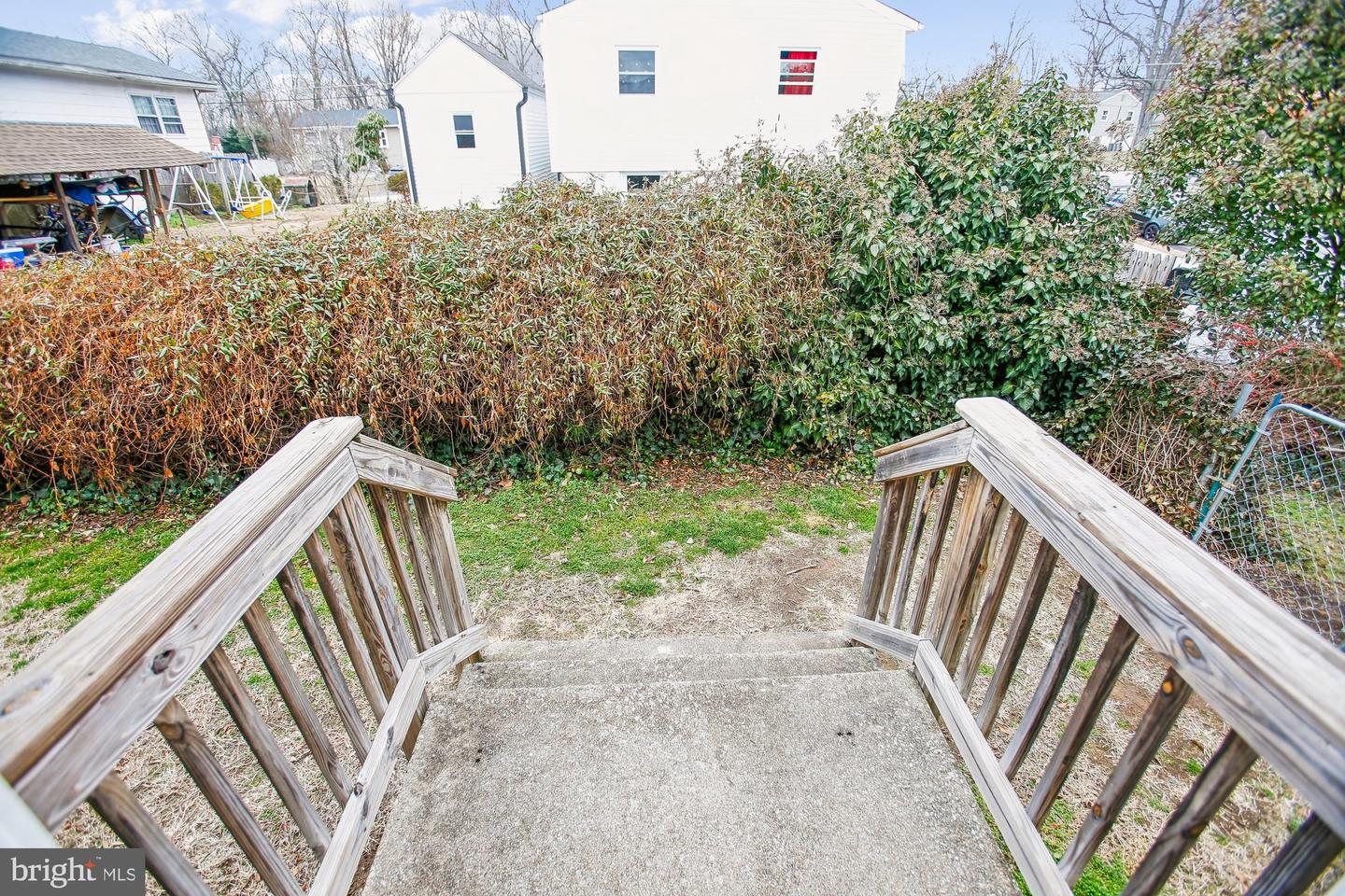 1521 INDIANA AVE, WOODBRIDGE, Virginia 22191, 4 Bedrooms Bedrooms, ,1 BathroomBathrooms,Residential,For sale,1521 INDIANA AVE,VAPW2112640 MLS # VAPW2112640