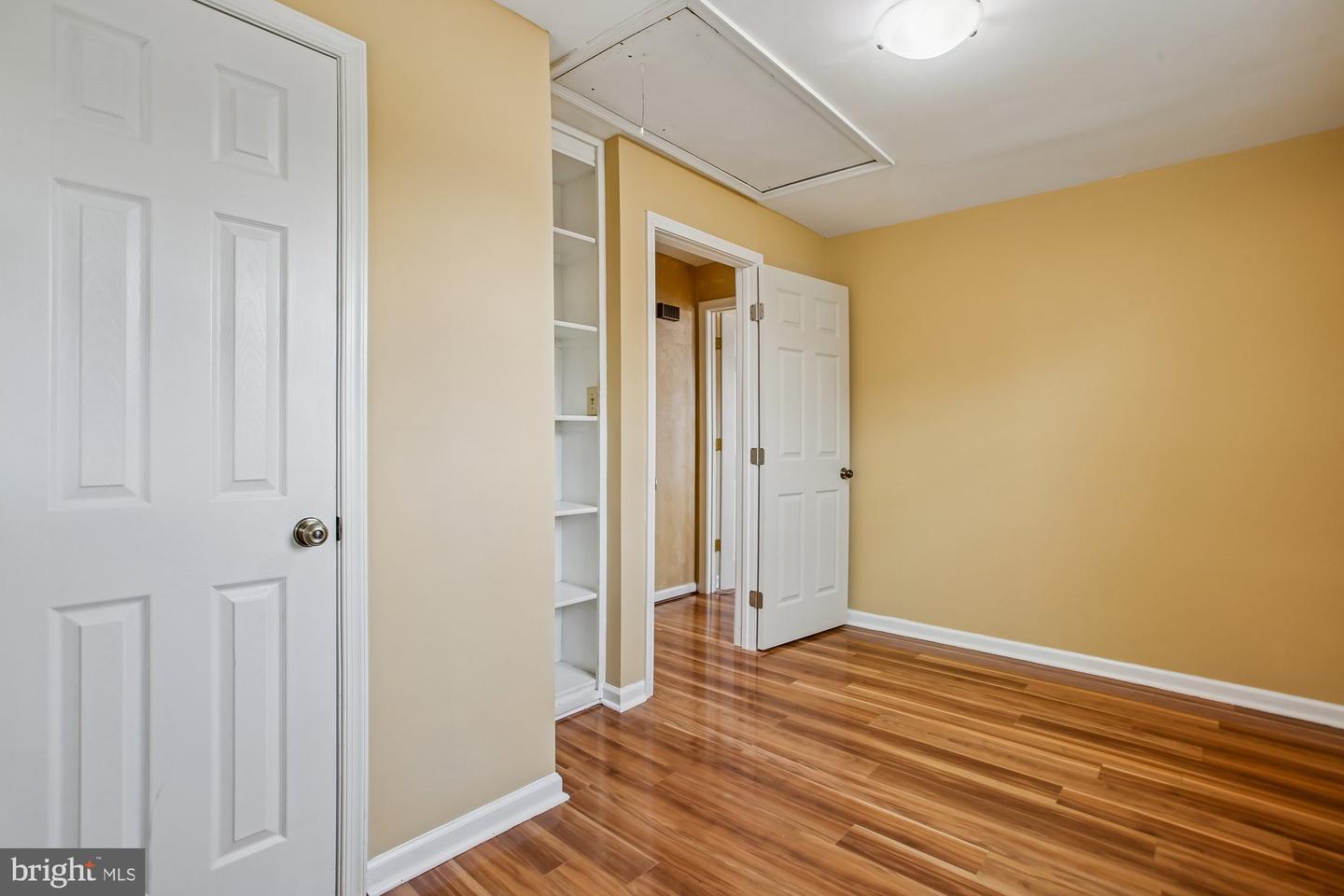 1521 INDIANA AVE, WOODBRIDGE, Virginia 22191, 4 Bedrooms Bedrooms, ,1 BathroomBathrooms,Residential,For sale,1521 INDIANA AVE,VAPW2112640 MLS # VAPW2112640