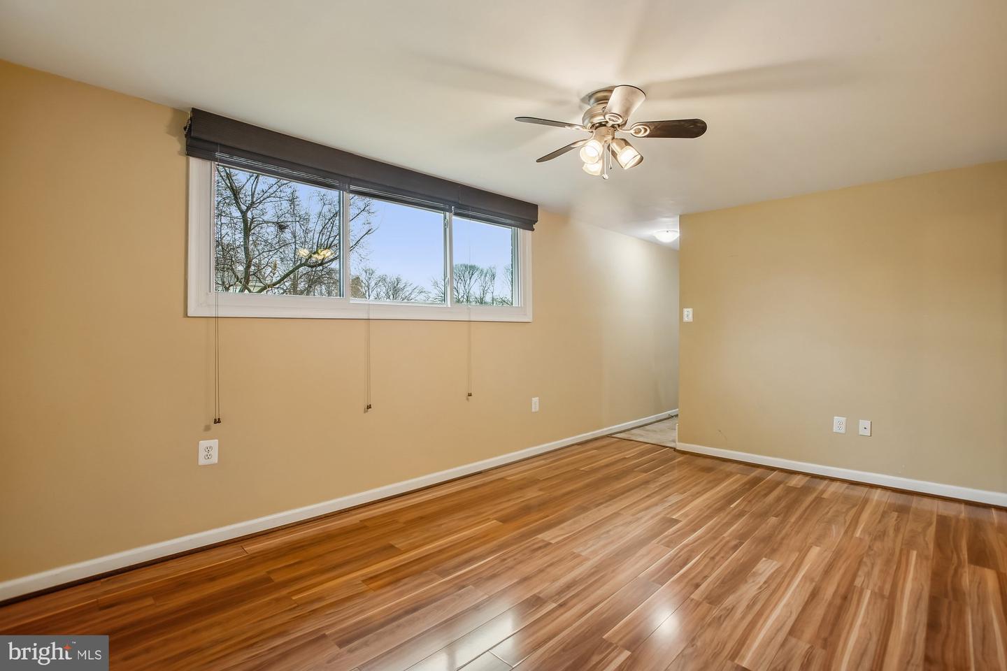 1521 INDIANA AVE, WOODBRIDGE, Virginia 22191, 4 Bedrooms Bedrooms, ,1 BathroomBathrooms,Residential,For sale,1521 INDIANA AVE,VAPW2112640 MLS # VAPW2112640