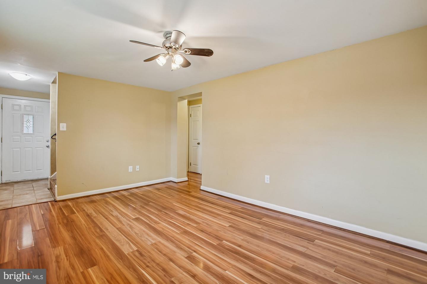 1521 INDIANA AVE, WOODBRIDGE, Virginia 22191, 4 Bedrooms Bedrooms, ,1 BathroomBathrooms,Residential,For sale,1521 INDIANA AVE,VAPW2112640 MLS # VAPW2112640