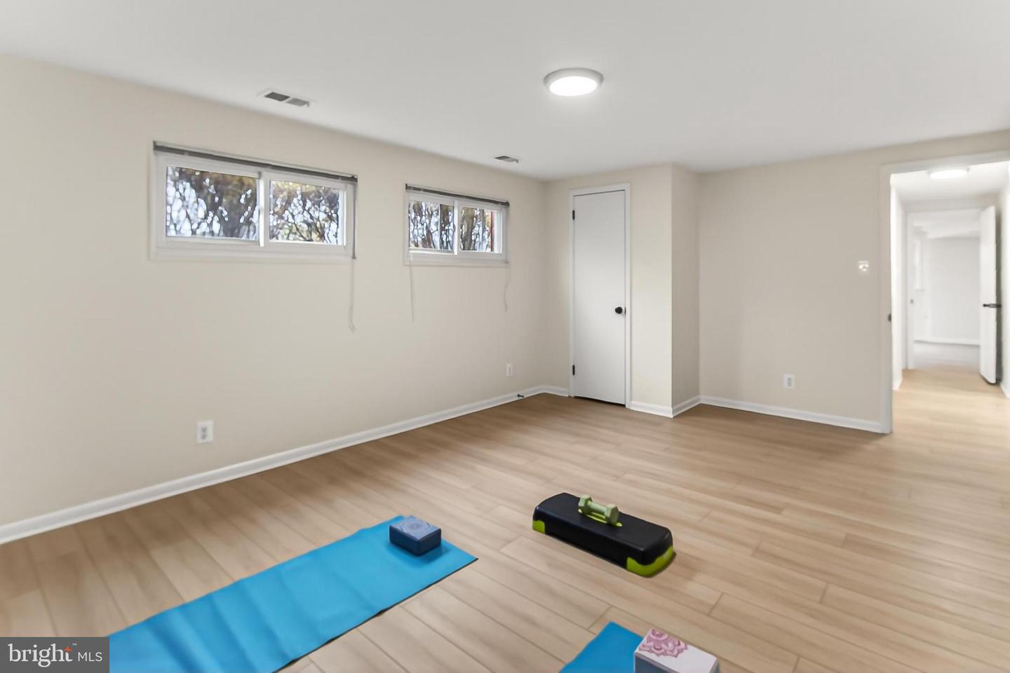 400 N MADISON ST, ARLINGTON, Virginia 22203, 4 Bedrooms Bedrooms, ,3 BathroomsBathrooms,Residential,For sale,400 N MADISON ST,VAAR2069010 MLS # VAAR2069010