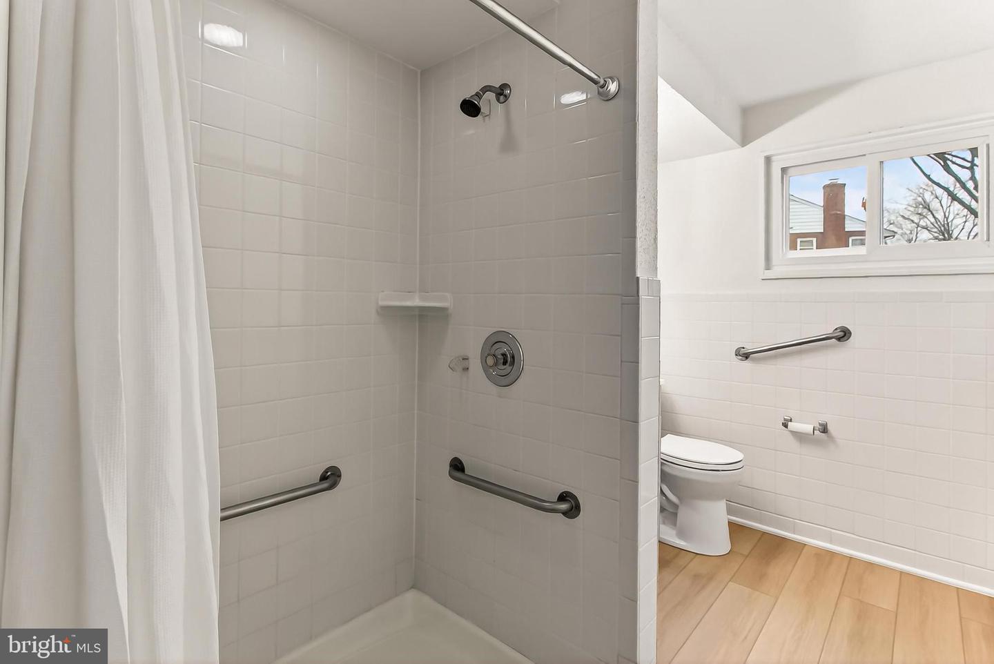 400 N MADISON ST, ARLINGTON, Virginia 22203, 4 Bedrooms Bedrooms, ,3 BathroomsBathrooms,Residential,For sale,400 N MADISON ST,VAAR2069010 MLS # VAAR2069010