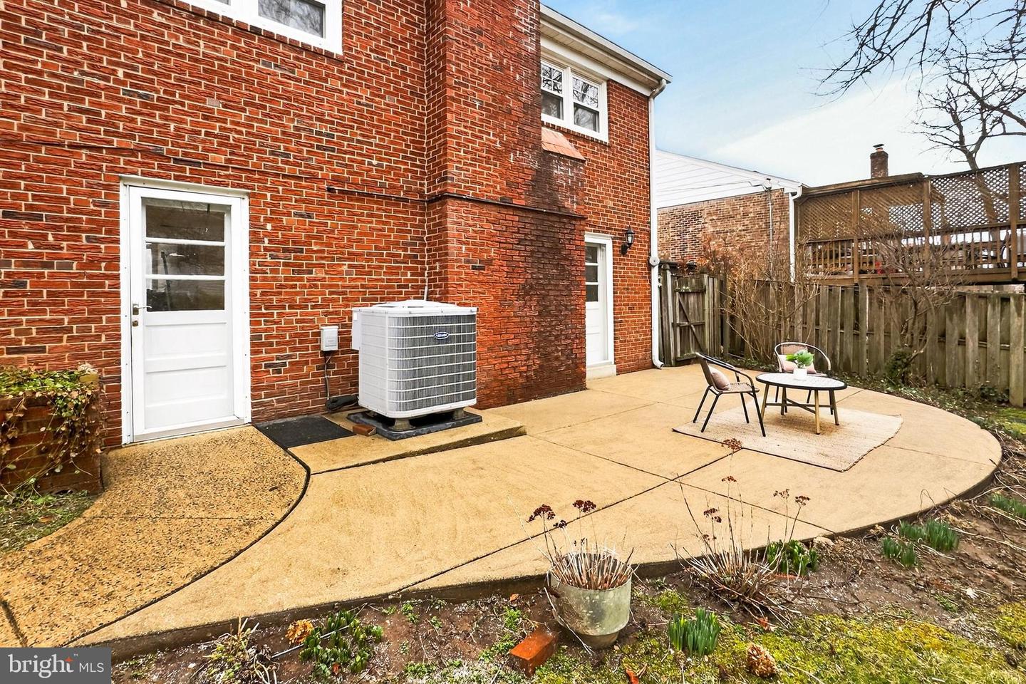 400 N MADISON ST, ARLINGTON, Virginia 22203, 4 Bedrooms Bedrooms, ,3 BathroomsBathrooms,Residential,For sale,400 N MADISON ST,VAAR2069010 MLS # VAAR2069010