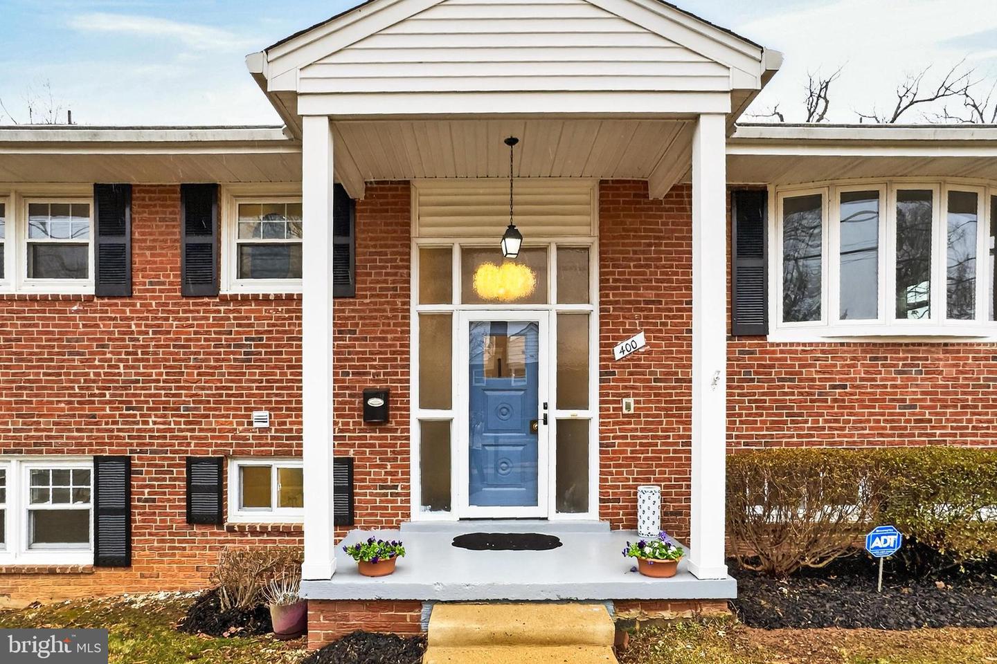 400 N MADISON ST, ARLINGTON, Virginia 22203, 4 Bedrooms Bedrooms, ,3 BathroomsBathrooms,Residential,For sale,400 N MADISON ST,VAAR2069010 MLS # VAAR2069010