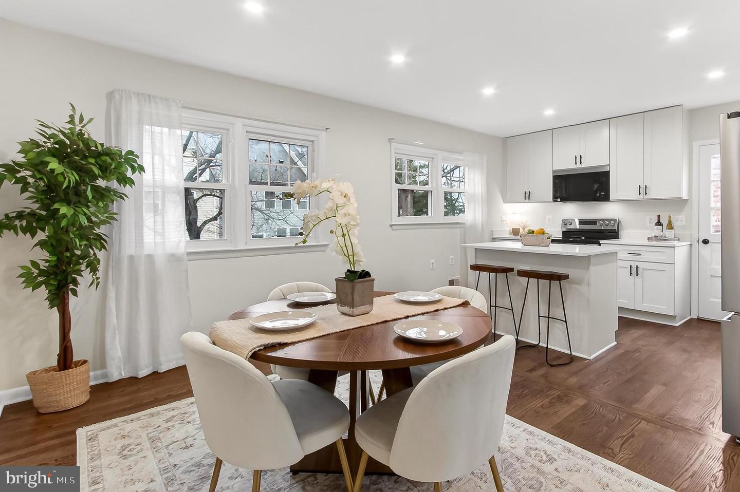 400 N MADISON ST, ARLINGTON, Virginia 22203, 4 Bedrooms Bedrooms, ,3 BathroomsBathrooms,Residential,For sale,400 N MADISON ST,VAAR2069010 MLS # VAAR2069010