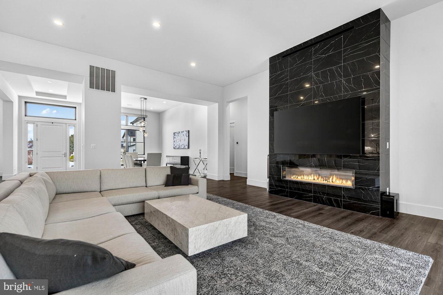 1221 RILEY PRESERVE CT, GREAT FALLS, Virginia 22066, 5 Bedrooms Bedrooms, ,5 BathroomsBathrooms,Residential,For sale,1221 RILEY PRESERVE CT,VAFX2291556 MLS # VAFX2291556