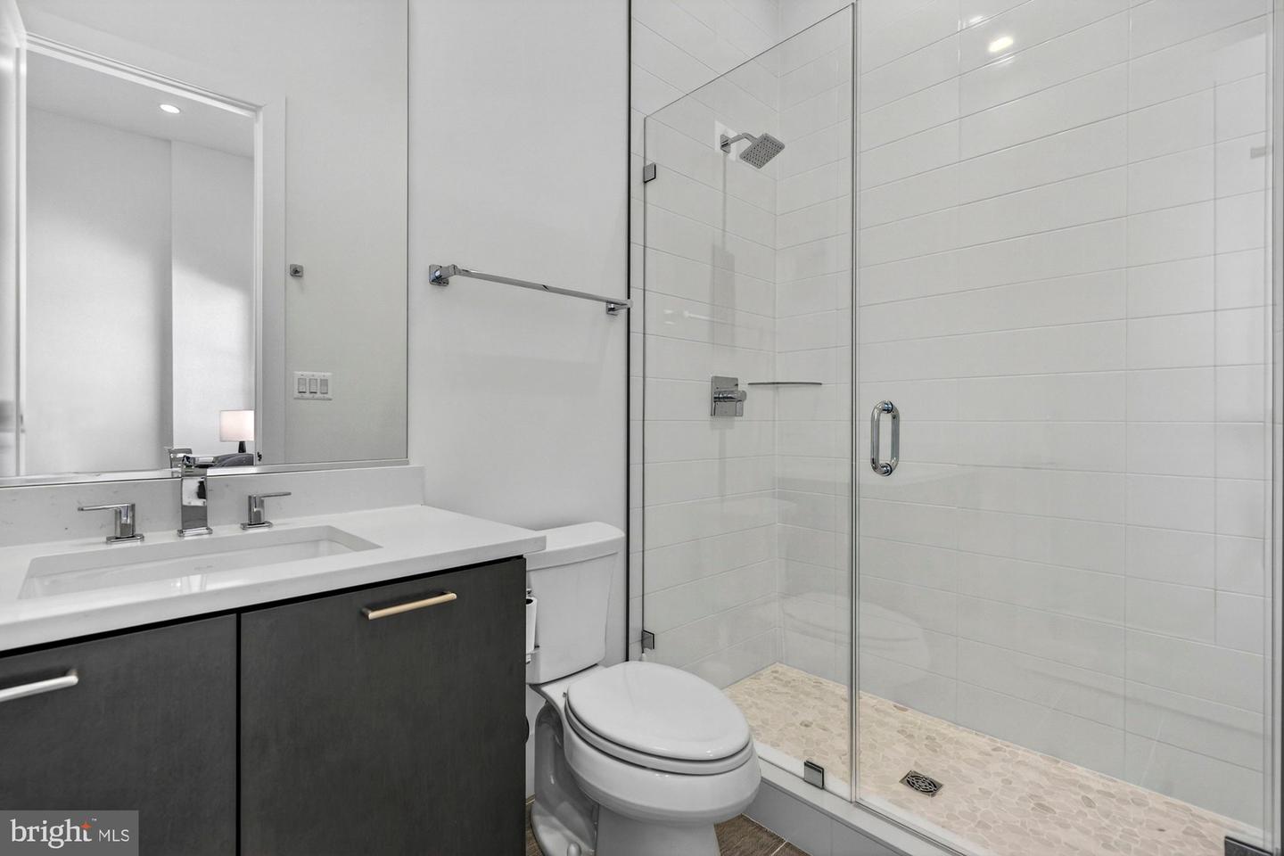 1221 RILEY PRESERVE CT, GREAT FALLS, Virginia 22066, 5 Bedrooms Bedrooms, ,5 BathroomsBathrooms,Residential,For sale,1221 RILEY PRESERVE CT,VAFX2291556 MLS # VAFX2291556