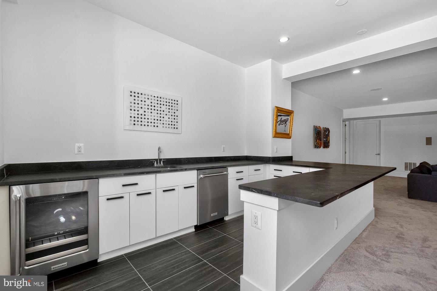 1221 RILEY PRESERVE CT, GREAT FALLS, Virginia 22066, 5 Bedrooms Bedrooms, ,5 BathroomsBathrooms,Residential,For sale,1221 RILEY PRESERVE CT,VAFX2291556 MLS # VAFX2291556