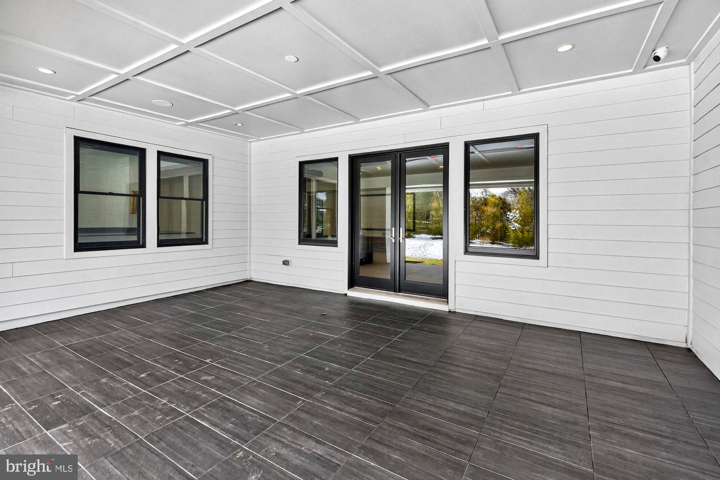 1221 RILEY PRESERVE CT, GREAT FALLS, Virginia 22066, 5 Bedrooms Bedrooms, ,5 BathroomsBathrooms,Residential,For sale,1221 RILEY PRESERVE CT,VAFX2291556 MLS # VAFX2291556