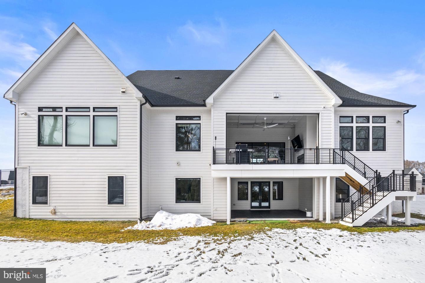 1221 RILEY PRESERVE CT, GREAT FALLS, Virginia 22066, 5 Bedrooms Bedrooms, ,5 BathroomsBathrooms,Residential,For sale,1221 RILEY PRESERVE CT,VAFX2291556 MLS # VAFX2291556