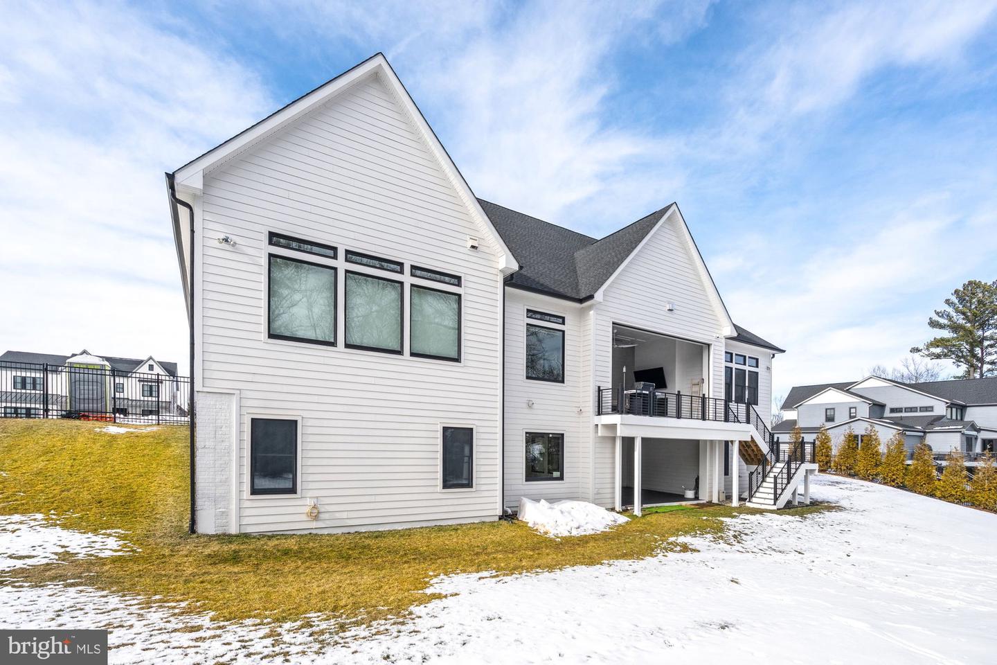 1221 RILEY PRESERVE CT, GREAT FALLS, Virginia 22066, 5 Bedrooms Bedrooms, ,5 BathroomsBathrooms,Residential,For sale,1221 RILEY PRESERVE CT,VAFX2291556 MLS # VAFX2291556