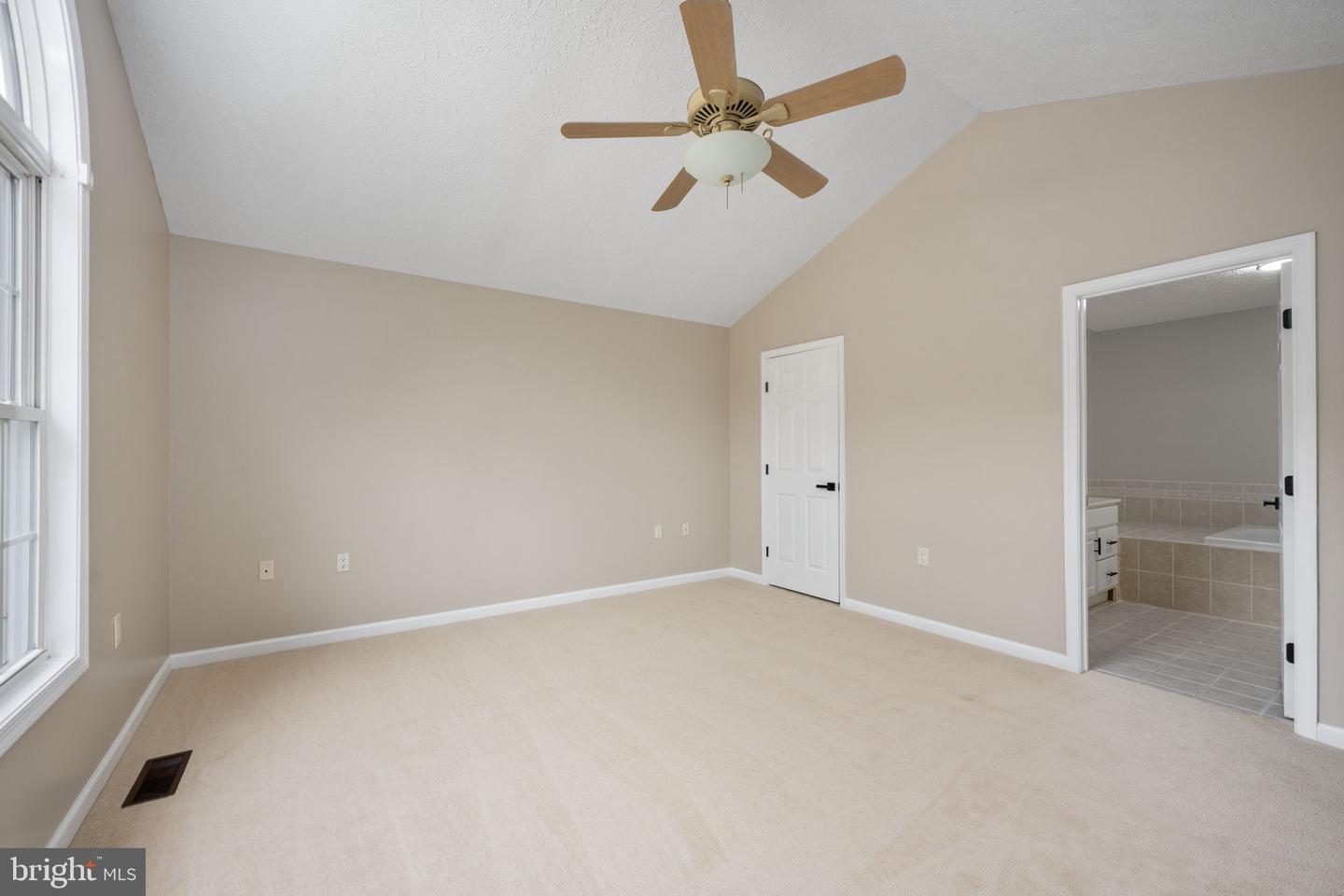 24394 EDDIES WALK WAY, UNIONVILLE, Virginia 22567, 3 Bedrooms Bedrooms, ,2 BathroomsBathrooms,Residential,For sale,24394 EDDIES WALK WAY,VAOR2013334 MLS # VAOR2013334