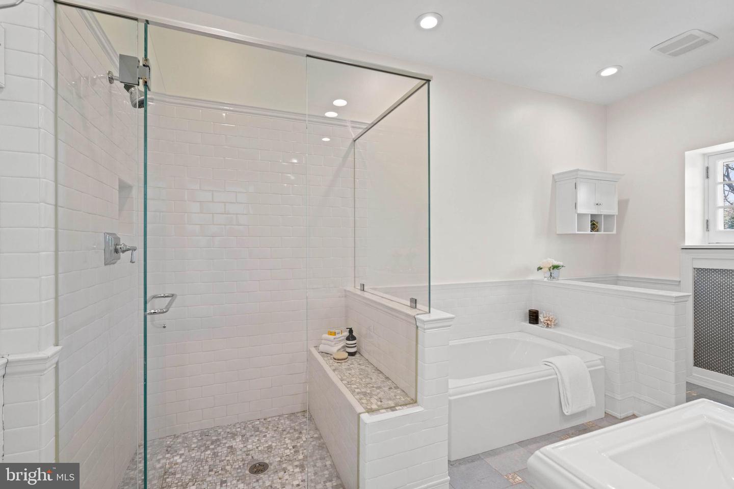 2325 PORTER ST NW, WASHINGTON, District Of Columbia 20008, 5 Bedrooms Bedrooms, ,5 BathroomsBathrooms,Residential,For sale,2325 PORTER ST NW,DCDC2246732 MLS # DCDC2246732