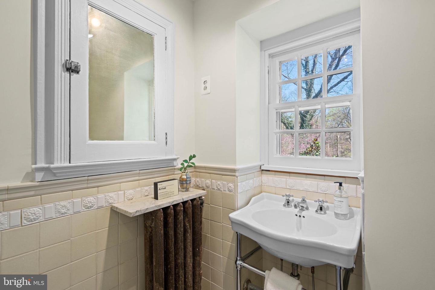 2325 PORTER ST NW, WASHINGTON, District Of Columbia 20008, 5 Bedrooms Bedrooms, ,5 BathroomsBathrooms,Residential,For sale,2325 PORTER ST NW,DCDC2246732 MLS # DCDC2246732