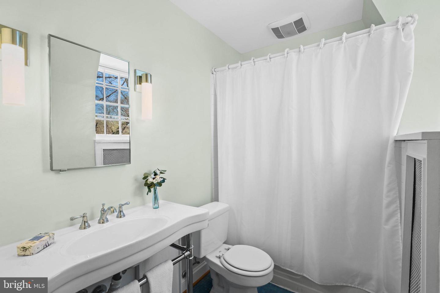 2325 PORTER ST NW, WASHINGTON, District Of Columbia 20008, 5 Bedrooms Bedrooms, ,5 BathroomsBathrooms,Residential,For sale,2325 PORTER ST NW,DCDC2246732 MLS # DCDC2246732