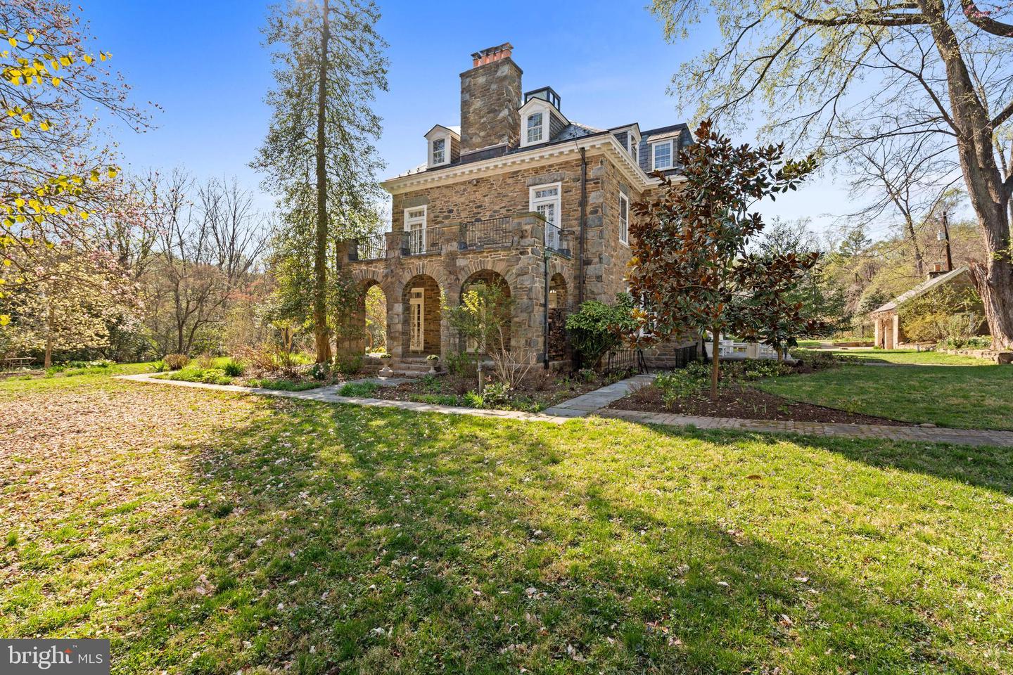 2325 PORTER ST NW, WASHINGTON, District Of Columbia 20008, 5 Bedrooms Bedrooms, ,5 BathroomsBathrooms,Residential,For sale,2325 PORTER ST NW,DCDC2246732 MLS # DCDC2246732