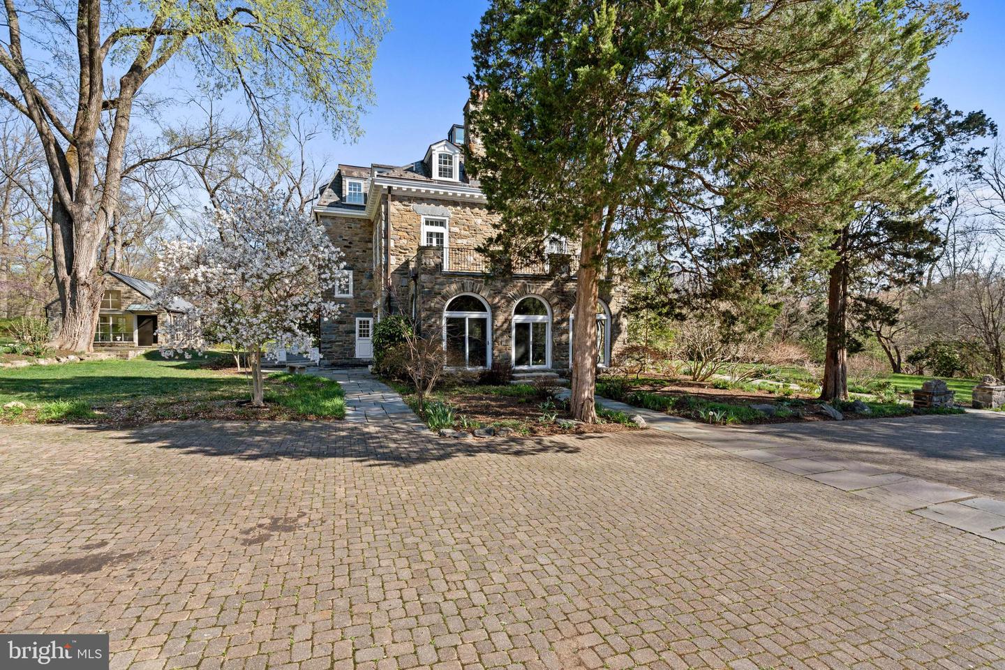 2325 PORTER ST NW, WASHINGTON, District Of Columbia 20008, 5 Bedrooms Bedrooms, ,5 BathroomsBathrooms,Residential,For sale,2325 PORTER ST NW,DCDC2246732 MLS # DCDC2246732