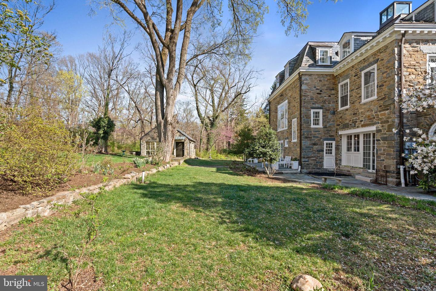 2325 PORTER ST NW, WASHINGTON, District Of Columbia 20008, 5 Bedrooms Bedrooms, ,5 BathroomsBathrooms,Residential,For sale,2325 PORTER ST NW,DCDC2246732 MLS # DCDC2246732