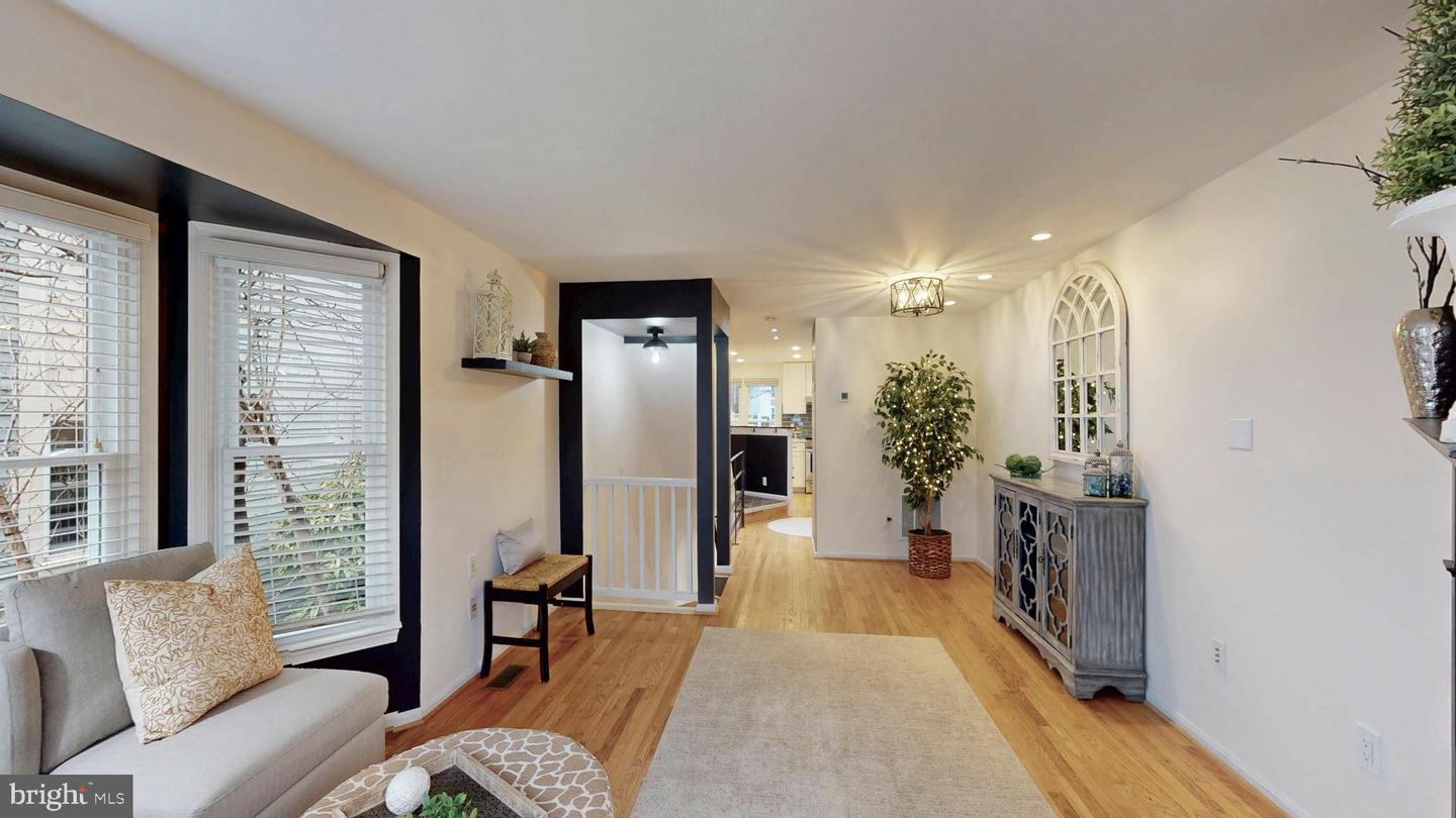 1771 WHISPERHILL DR, RESTON, Virginia 20194, 3 Bedrooms Bedrooms, 6 Rooms Rooms,2 BathroomsBathrooms,Residential,For sale,1771 WHISPERHILL DR,VAFX2291638 MLS # VAFX2291638