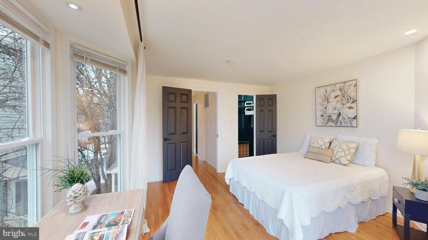 1771 WHISPERHILL DR, RESTON, Virginia 20194, 3 Bedrooms Bedrooms, 6 Rooms Rooms,2 BathroomsBathrooms,Residential,For sale,1771 WHISPERHILL DR,VAFX2291638 MLS # VAFX2291638