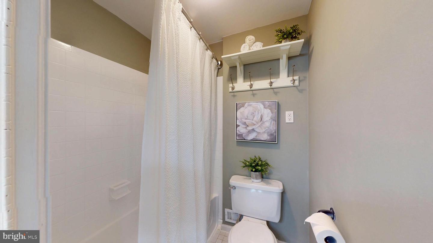 1771 WHISPERHILL DR, RESTON, Virginia 20194, 3 Bedrooms Bedrooms, 6 Rooms Rooms,2 BathroomsBathrooms,Residential,For sale,1771 WHISPERHILL DR,VAFX2291638 MLS # VAFX2291638