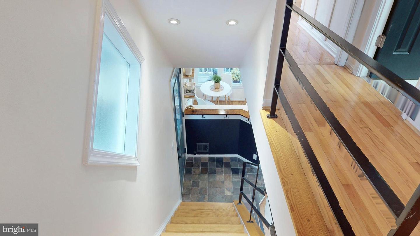 1771 WHISPERHILL DR, RESTON, Virginia 20194, 3 Bedrooms Bedrooms, 6 Rooms Rooms,2 BathroomsBathrooms,Residential,For sale,1771 WHISPERHILL DR,VAFX2291638 MLS # VAFX2291638