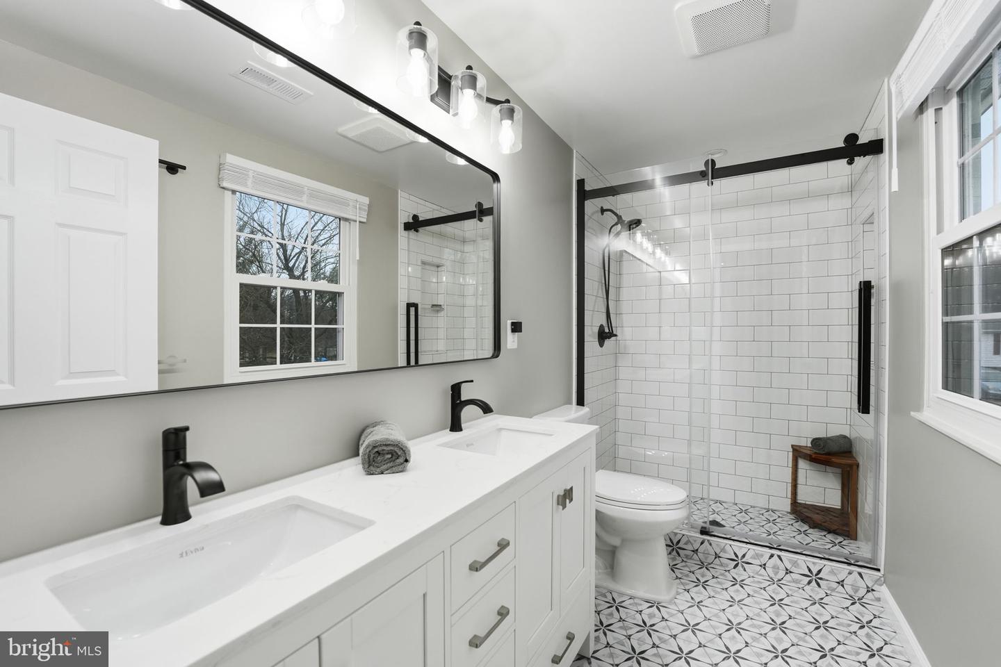 413 APPLETREE DR NE, LEESBURG, Virginia 20176, 4 Bedrooms Bedrooms, ,3 BathroomsBathrooms,Residential,For sale,413 APPLETREE DR NE,VALO2116184 MLS # VALO2116184