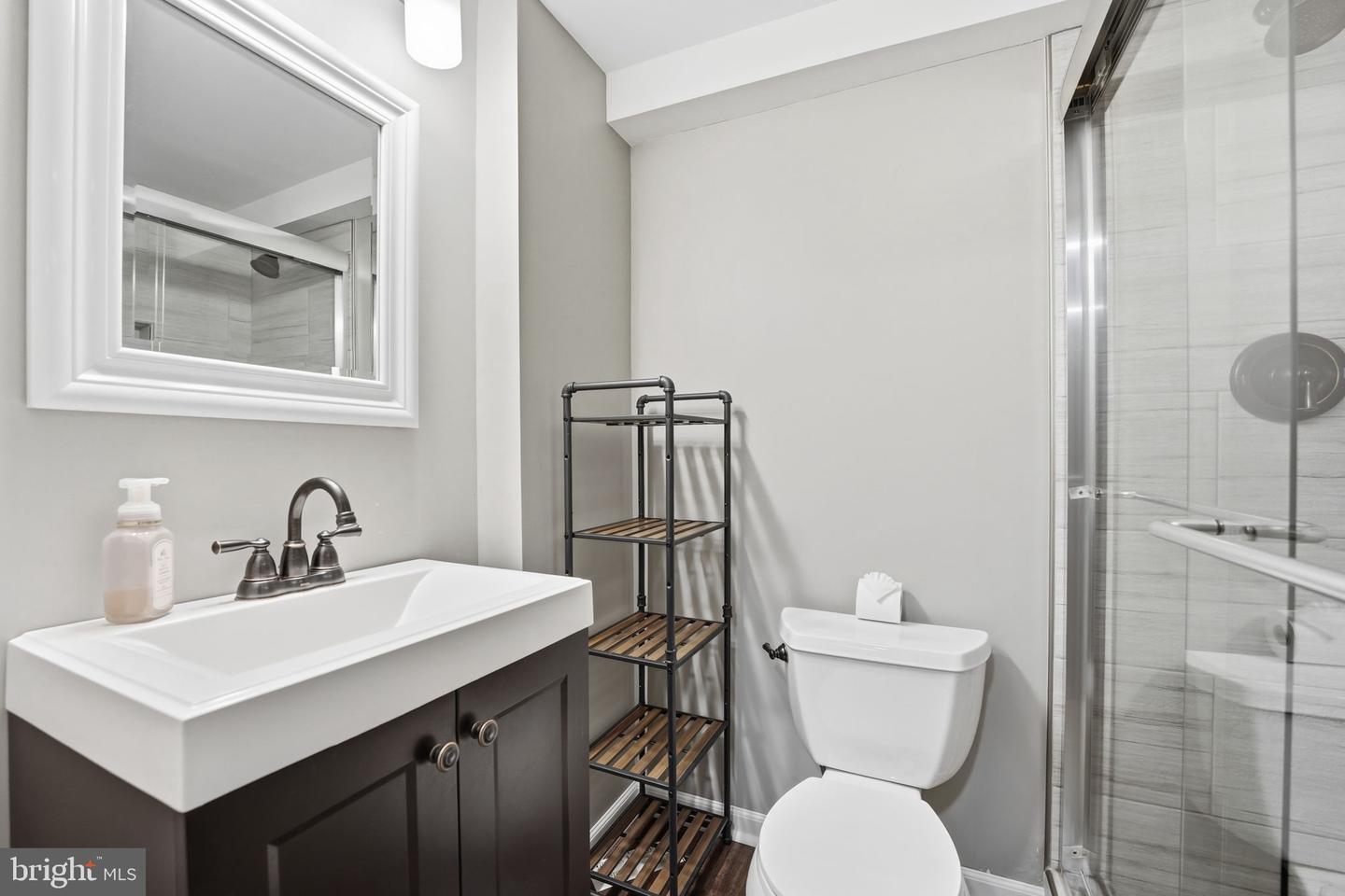 413 APPLETREE DR NE, LEESBURG, Virginia 20176, 4 Bedrooms Bedrooms, ,3 BathroomsBathrooms,Residential,For sale,413 APPLETREE DR NE,VALO2116184 MLS # VALO2116184