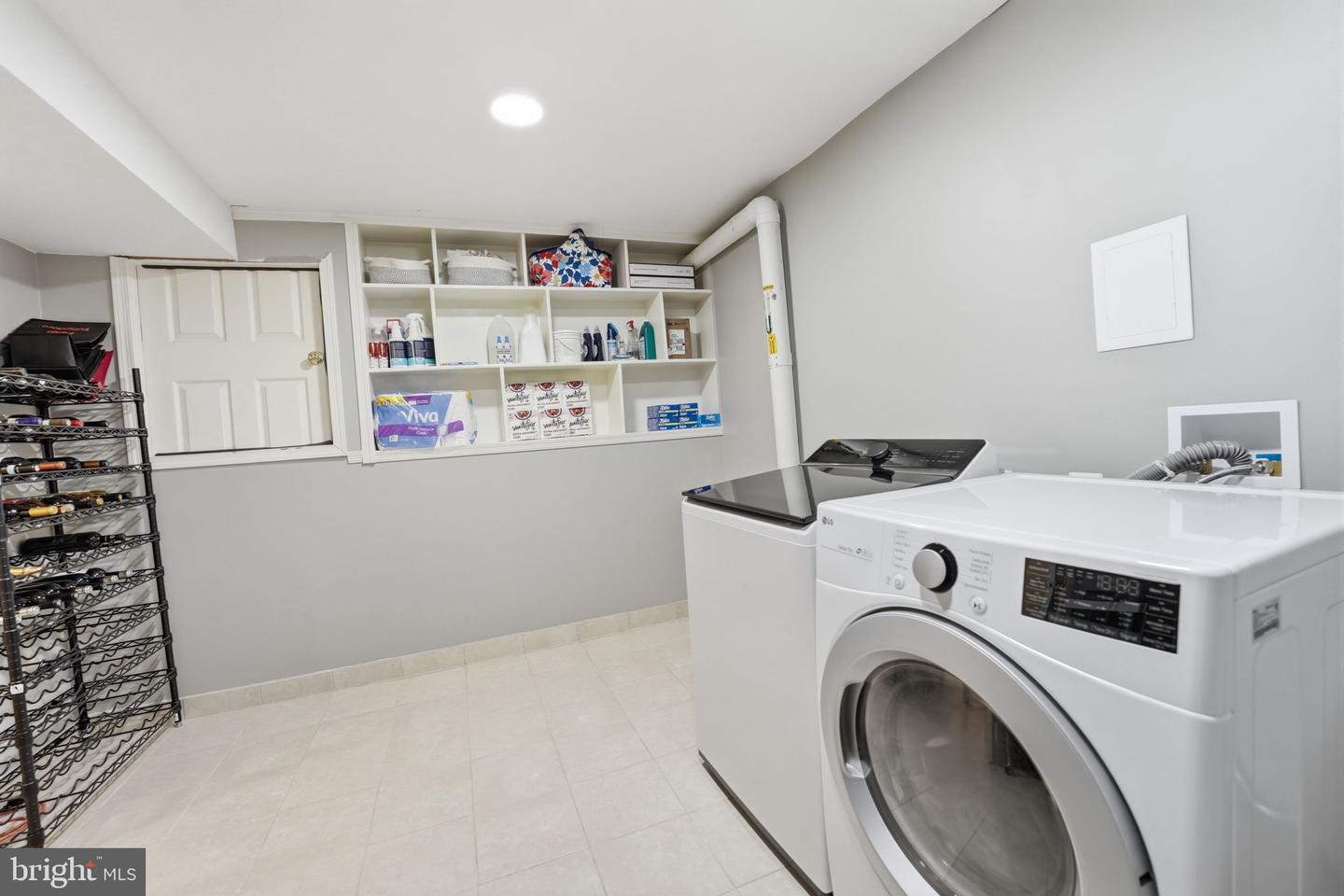 413 APPLETREE DR NE, LEESBURG, Virginia 20176, 4 Bedrooms Bedrooms, ,3 BathroomsBathrooms,Residential,For sale,413 APPLETREE DR NE,VALO2116184 MLS # VALO2116184