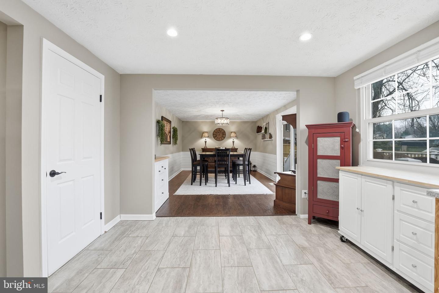 413 APPLETREE DR NE, LEESBURG, Virginia 20176, 4 Bedrooms Bedrooms, ,3 BathroomsBathrooms,Residential,For sale,413 APPLETREE DR NE,VALO2116184 MLS # VALO2116184