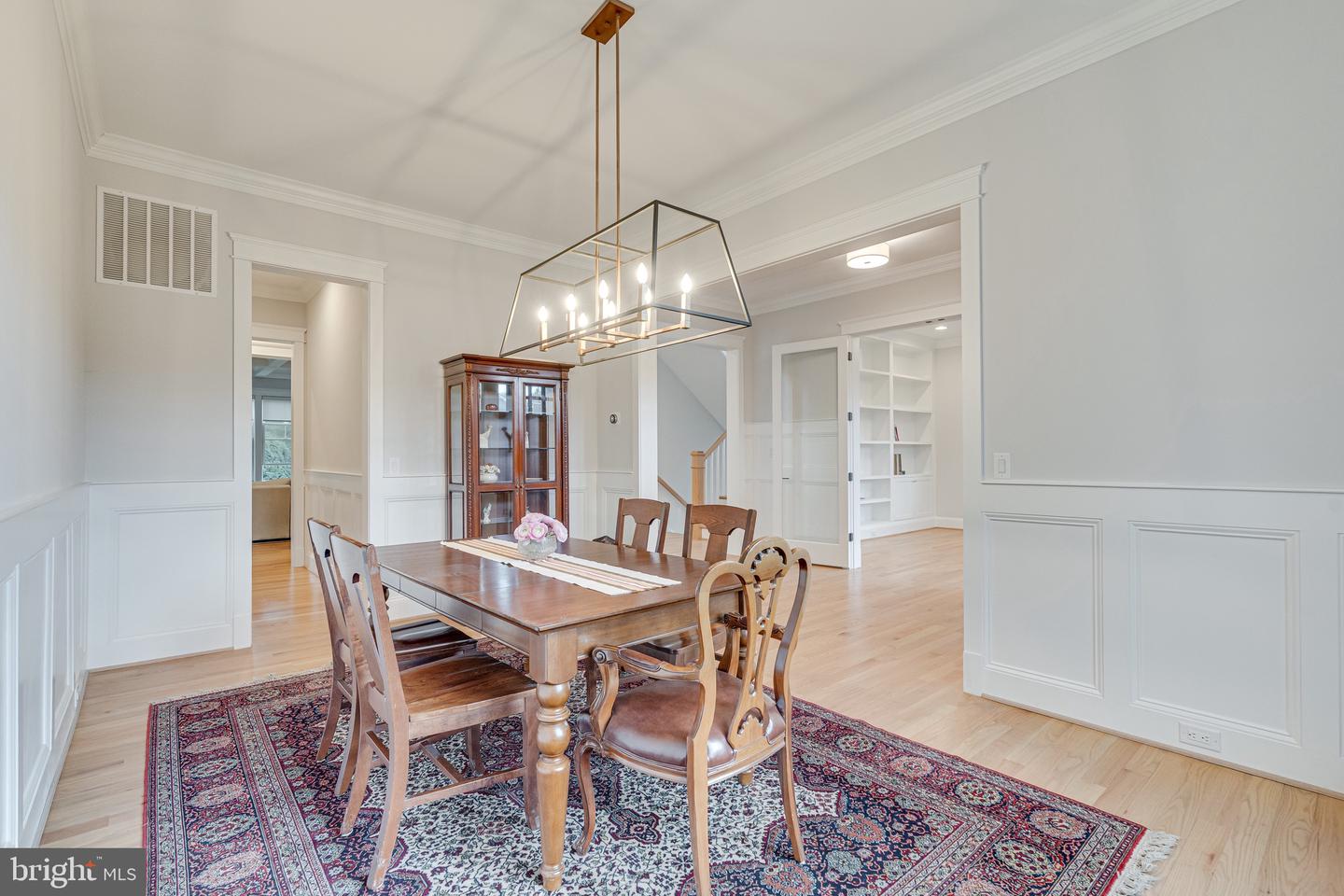 6501 DIVINE ST, MCLEAN, Virginia 22101, 7 Bedrooms Bedrooms, ,6 BathroomsBathrooms,Residential,For sale,6501 DIVINE ST,VAFX2291706 MLS # VAFX2291706