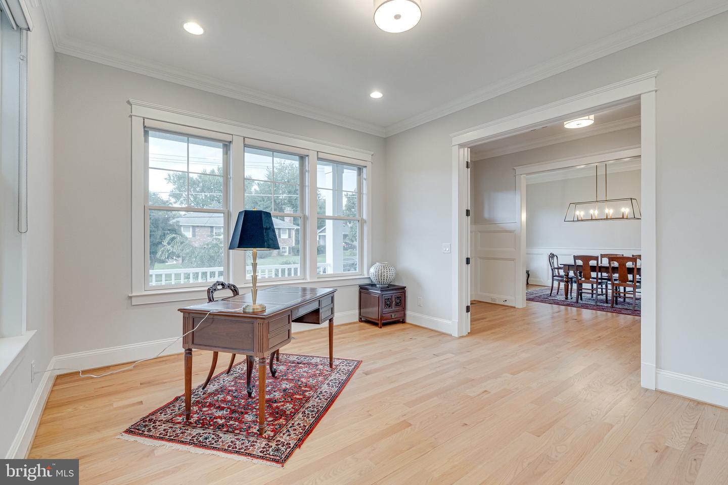 6501 DIVINE ST, MCLEAN, Virginia 22101, 7 Bedrooms Bedrooms, ,6 BathroomsBathrooms,Residential,For sale,6501 DIVINE ST,VAFX2291706 MLS # VAFX2291706