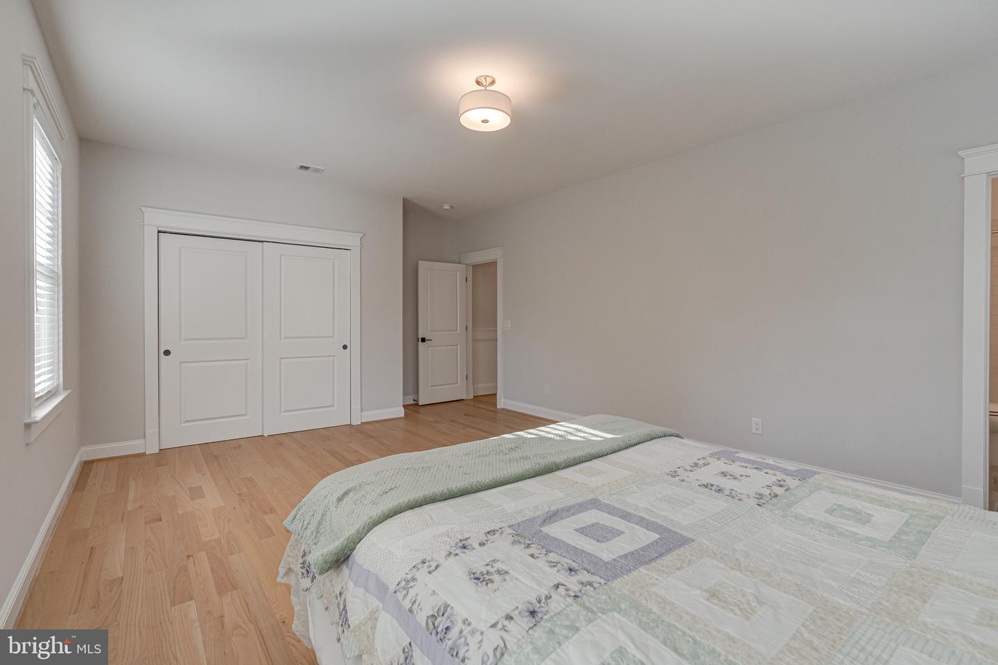 6501 DIVINE ST, MCLEAN, Virginia 22101, 7 Bedrooms Bedrooms, ,6 BathroomsBathrooms,Residential,For sale,6501 DIVINE ST,VAFX2291706 MLS # VAFX2291706