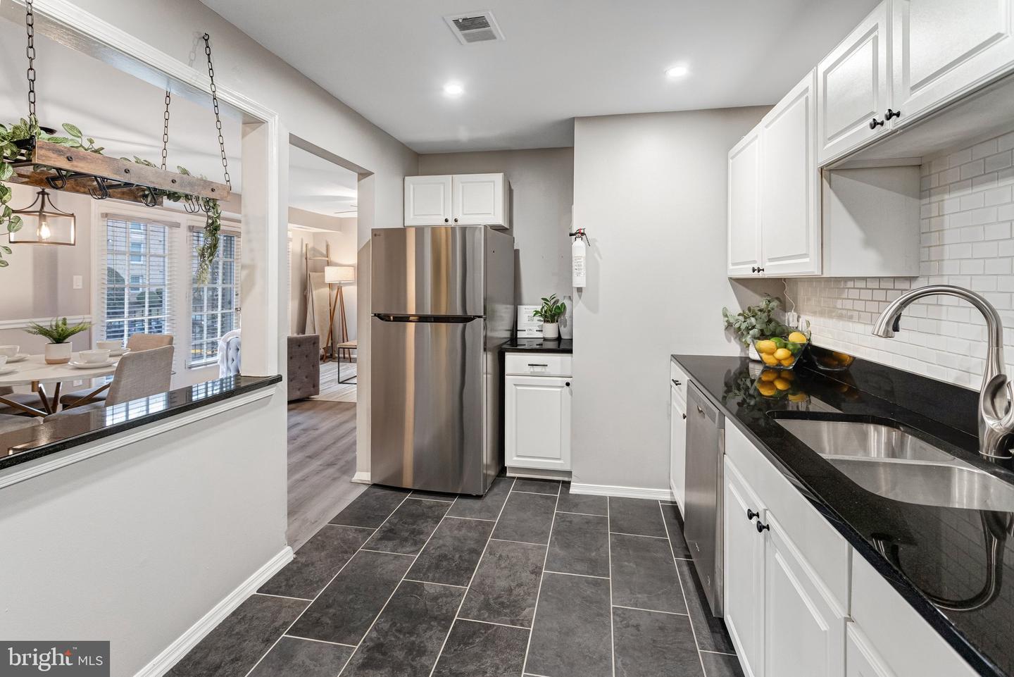 12715 GORDON BLVD #109, WOODBRIDGE, Virginia 22192, 2 Bedrooms Bedrooms, ,2 BathroomsBathrooms,Residential,For sale,12715 GORDON BLVD #109,VAPW2112796 MLS # VAPW2112796