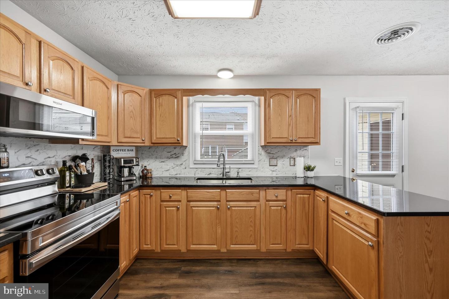 601 CARROLL DR, STEPHENS CITY, Virginia 22655, 3 Bedrooms Bedrooms, ,1 BathroomBathrooms,Residential,For sale,601 CARROLL DR,VAFV2039712 MLS # VAFV2039712