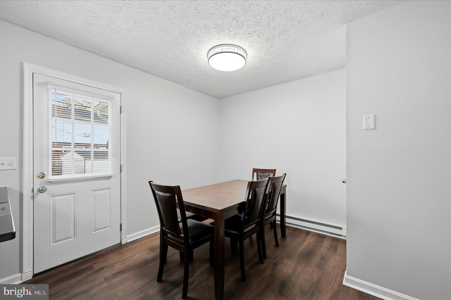 601 CARROLL DR, STEPHENS CITY, Virginia 22655, 3 Bedrooms Bedrooms, ,1 BathroomBathrooms,Residential,For sale,601 CARROLL DR,VAFV2039712 MLS # VAFV2039712