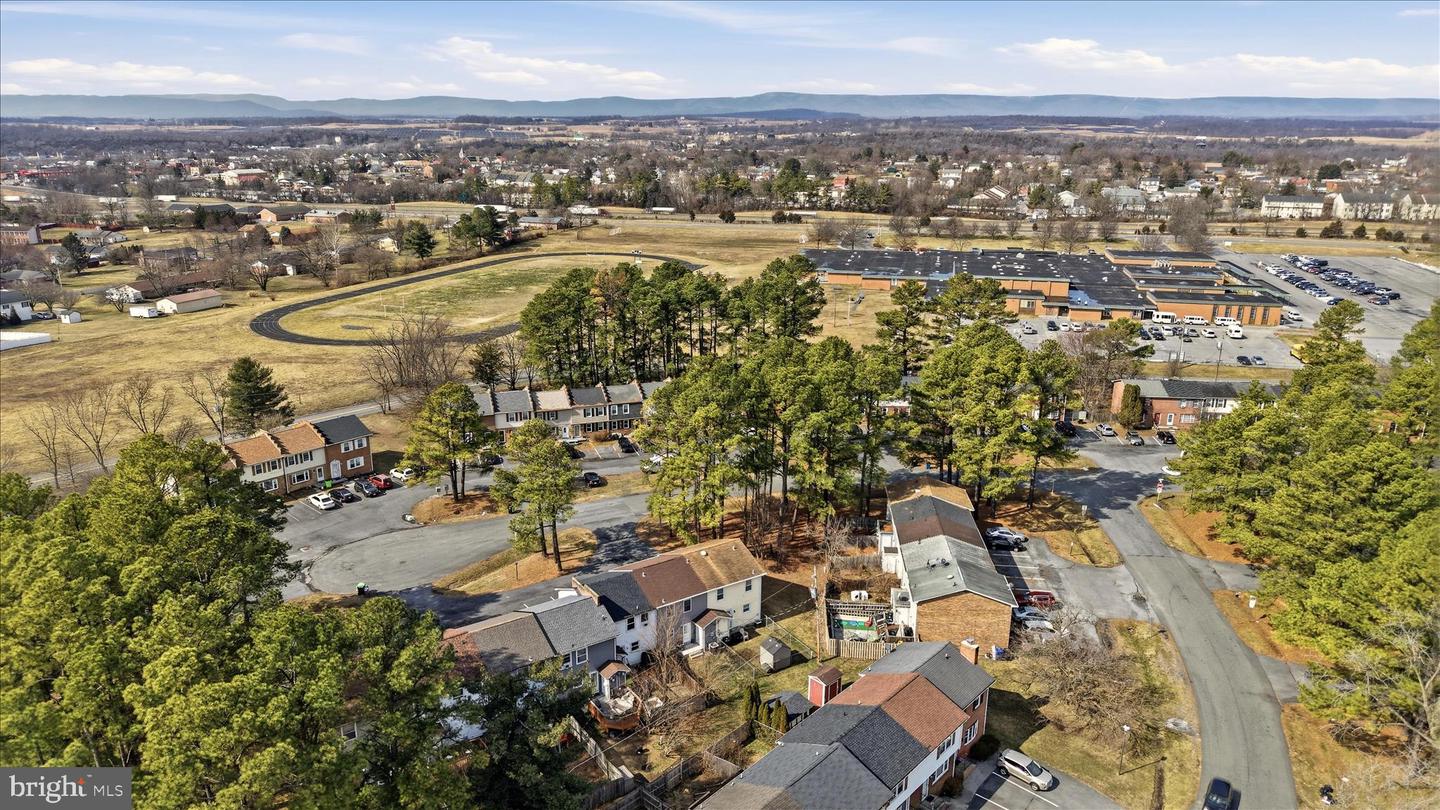 601 CARROLL DR, STEPHENS CITY, Virginia 22655, 3 Bedrooms Bedrooms, ,1 BathroomBathrooms,Residential,For sale,601 CARROLL DR,VAFV2039712 MLS # VAFV2039712