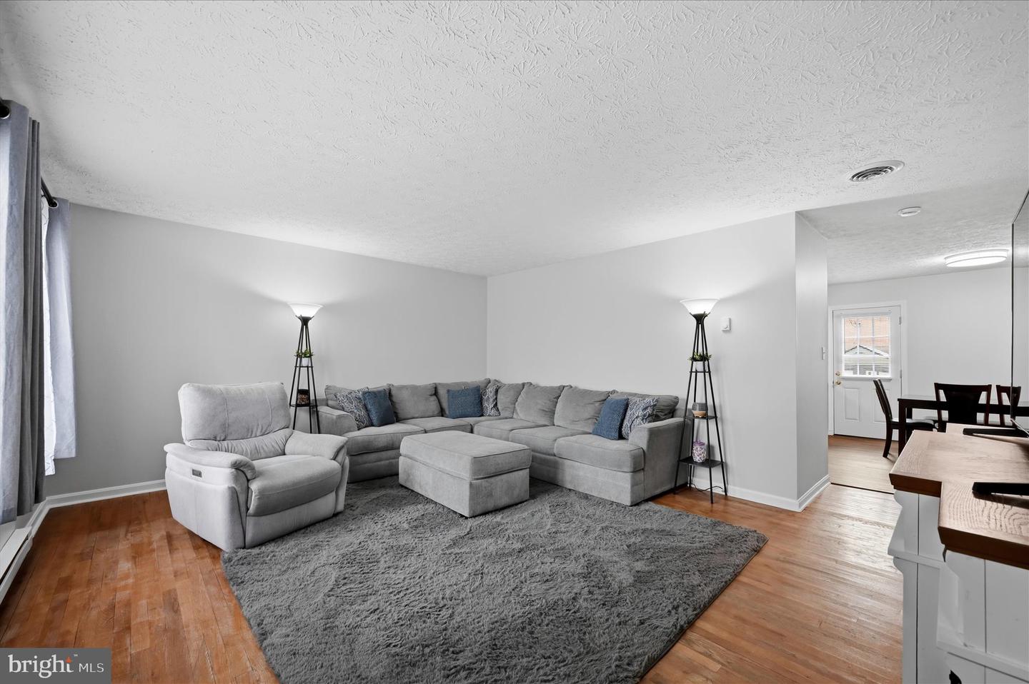 601 CARROLL DR, STEPHENS CITY, Virginia 22655, 3 Bedrooms Bedrooms, ,1 BathroomBathrooms,Residential,For sale,601 CARROLL DR,VAFV2039712 MLS # VAFV2039712