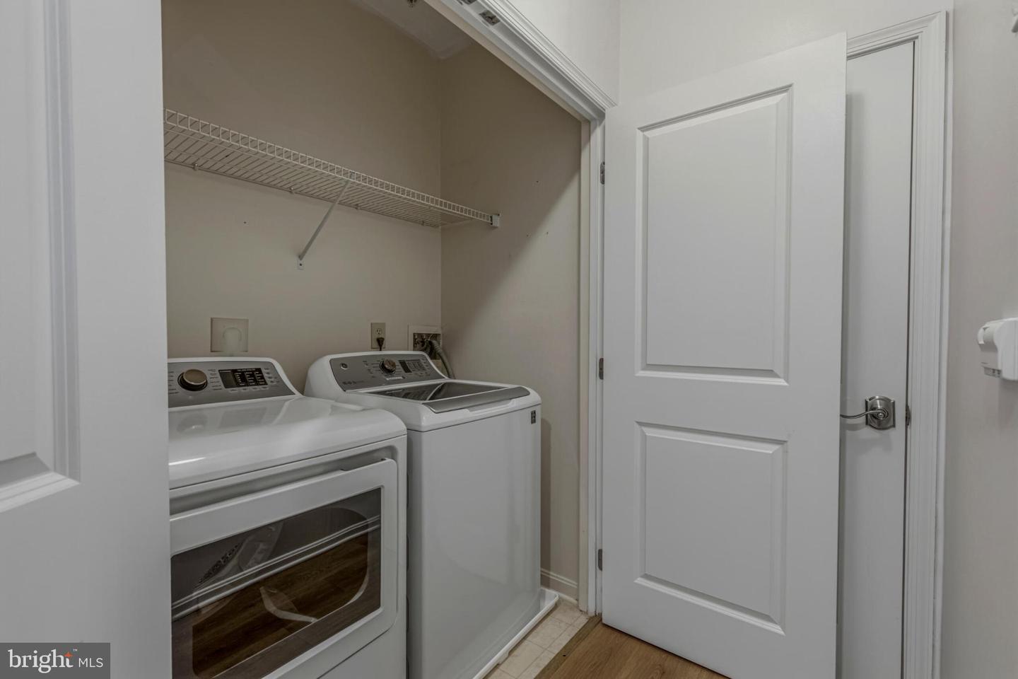 2665 PROSPERITY AVE #104, FAIRFAX, Virginia 22031, 1 Bedroom Bedrooms, 6 Rooms Rooms,1 BathroomBathrooms,Residential,For sale,2665 PROSPERITY AVE #104,VAFX2291830 MLS # VAFX2291830