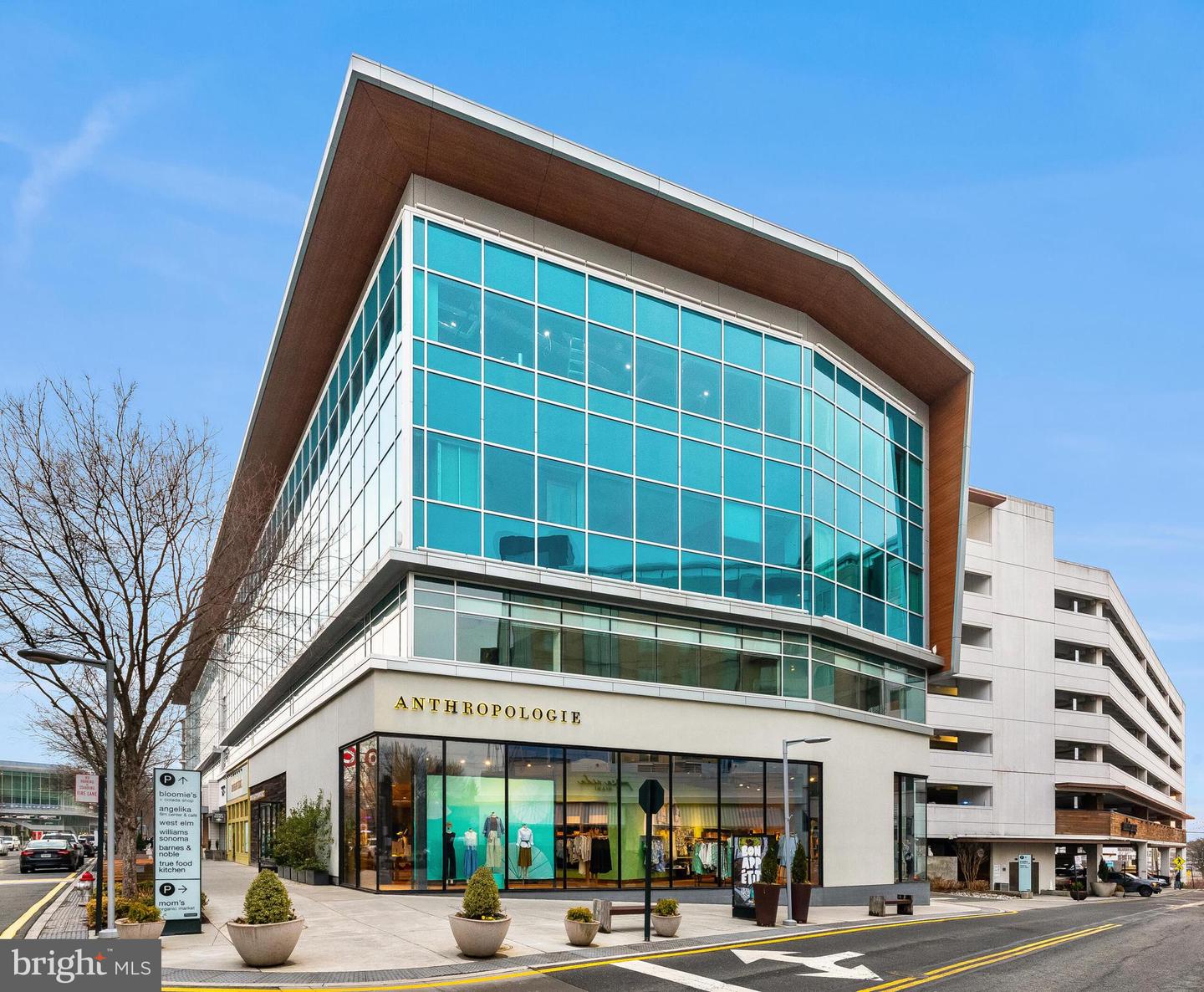 2665 PROSPERITY AVE #104, FAIRFAX, Virginia 22031, 1 Bedroom Bedrooms, 6 Rooms Rooms,1 BathroomBathrooms,Residential,For sale,2665 PROSPERITY AVE #104,VAFX2291830 MLS # VAFX2291830