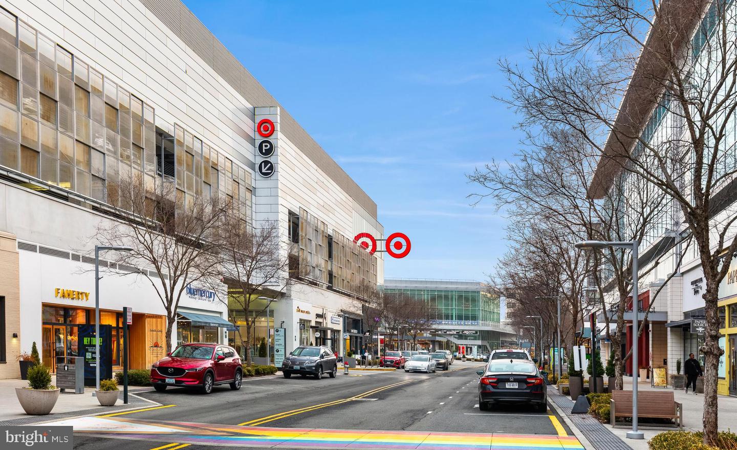 2665 PROSPERITY AVE #104, FAIRFAX, Virginia 22031, 1 Bedroom Bedrooms, 6 Rooms Rooms,1 BathroomBathrooms,Residential,For sale,2665 PROSPERITY AVE #104,VAFX2291830 MLS # VAFX2291830