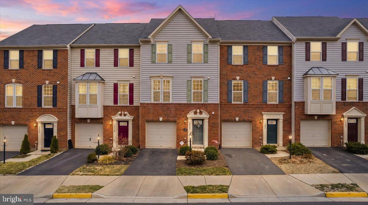 22855 LACEY OAK TER, STERLING, Virginia 20166, 3 Bedrooms Bedrooms, 12 Rooms Rooms,2 BathroomsBathrooms,Residential,For sale,22855 LACEY OAK TER,VALO2116286 MLS # VALO2116286