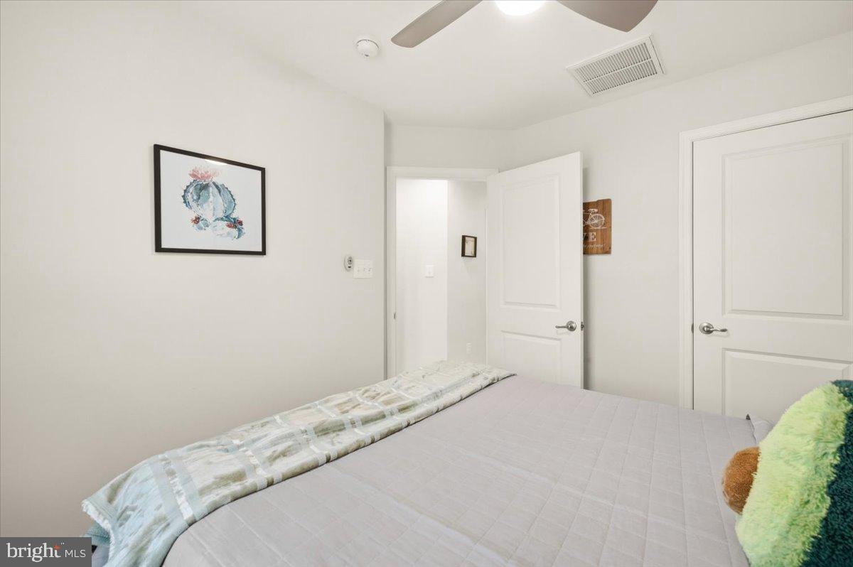 22855 LACEY OAK TER, STERLING, Virginia 20166, 3 Bedrooms Bedrooms, 12 Rooms Rooms,2 BathroomsBathrooms,Residential,For sale,22855 LACEY OAK TER,VALO2116286 MLS # VALO2116286