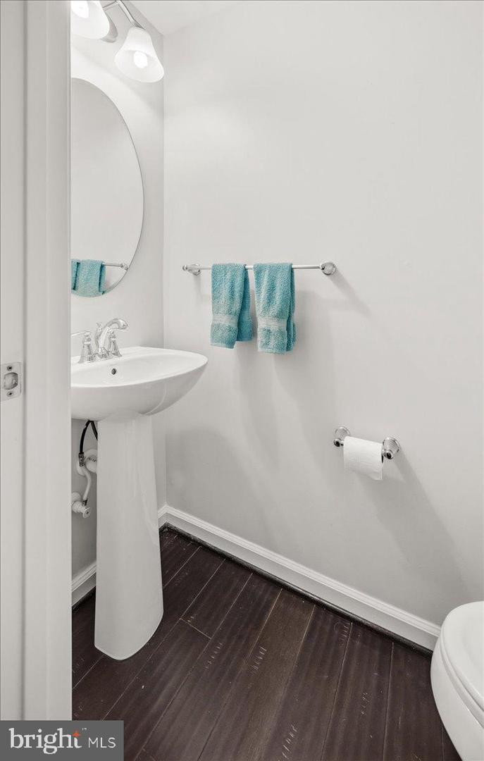 22855 LACEY OAK TER, STERLING, Virginia 20166, 3 Bedrooms Bedrooms, 12 Rooms Rooms,2 BathroomsBathrooms,Residential,For sale,22855 LACEY OAK TER,VALO2116286 MLS # VALO2116286