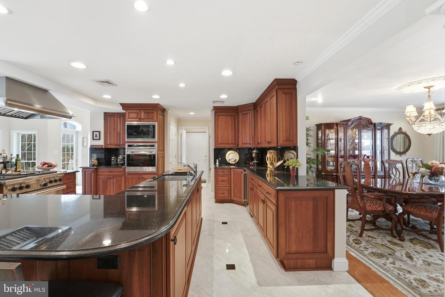 304 CHESAPEAKE DR, GREAT FALLS, Virginia 22066, 5 Bedrooms Bedrooms, ,5 BathroomsBathrooms,Residential,For sale,304 CHESAPEAKE DR,VAFX2291910 MLS # VAFX2291910