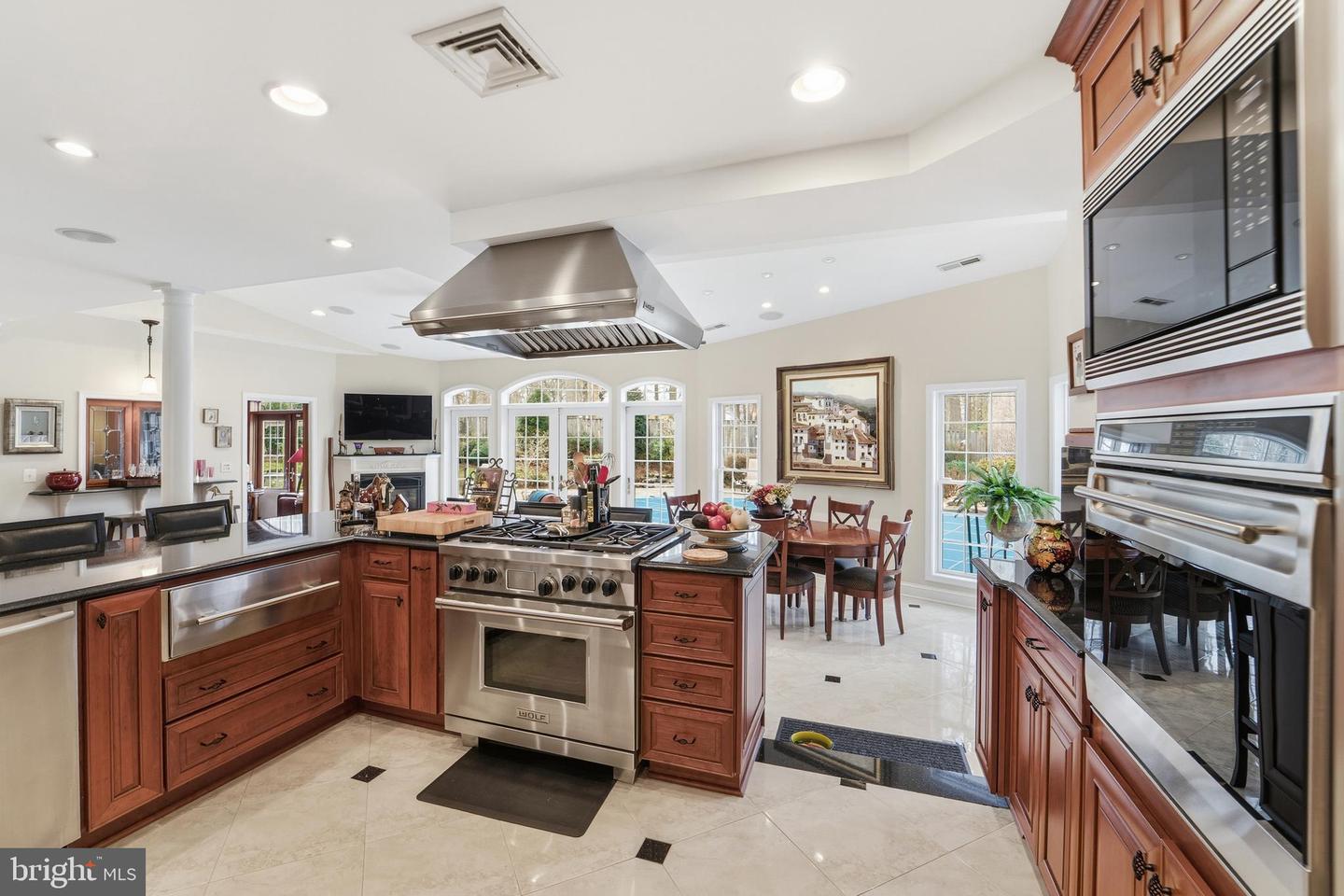 304 CHESAPEAKE DR, GREAT FALLS, Virginia 22066, 5 Bedrooms Bedrooms, ,5 BathroomsBathrooms,Residential,For sale,304 CHESAPEAKE DR,VAFX2291910 MLS # VAFX2291910