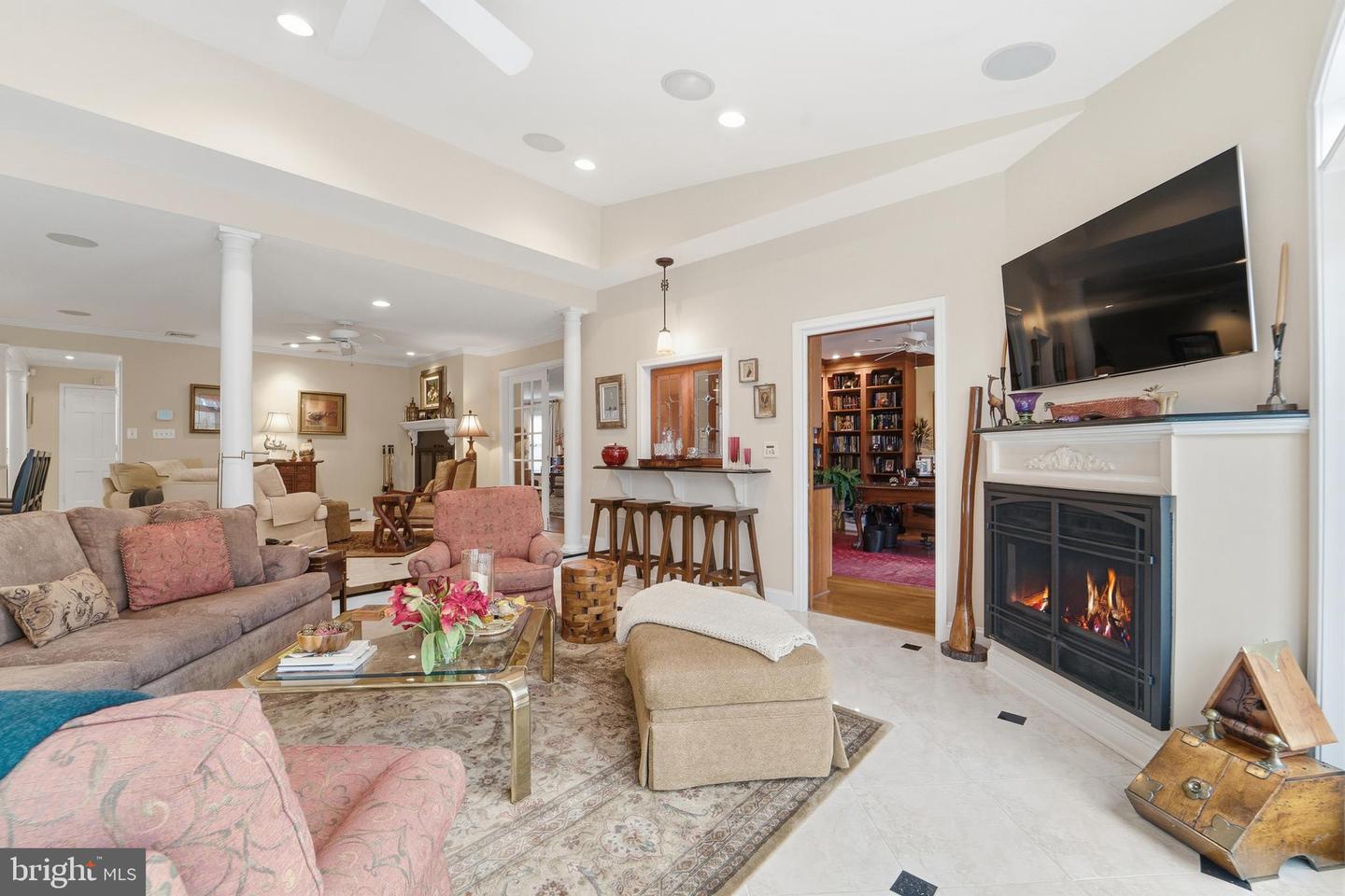 304 CHESAPEAKE DR, GREAT FALLS, Virginia 22066, 5 Bedrooms Bedrooms, ,5 BathroomsBathrooms,Residential,For sale,304 CHESAPEAKE DR,VAFX2291910 MLS # VAFX2291910